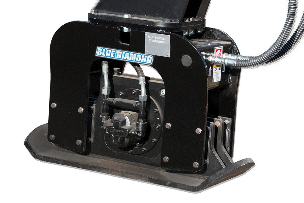 blue-diamond-excavator-plate-compactor__26026.1525279276.jpg