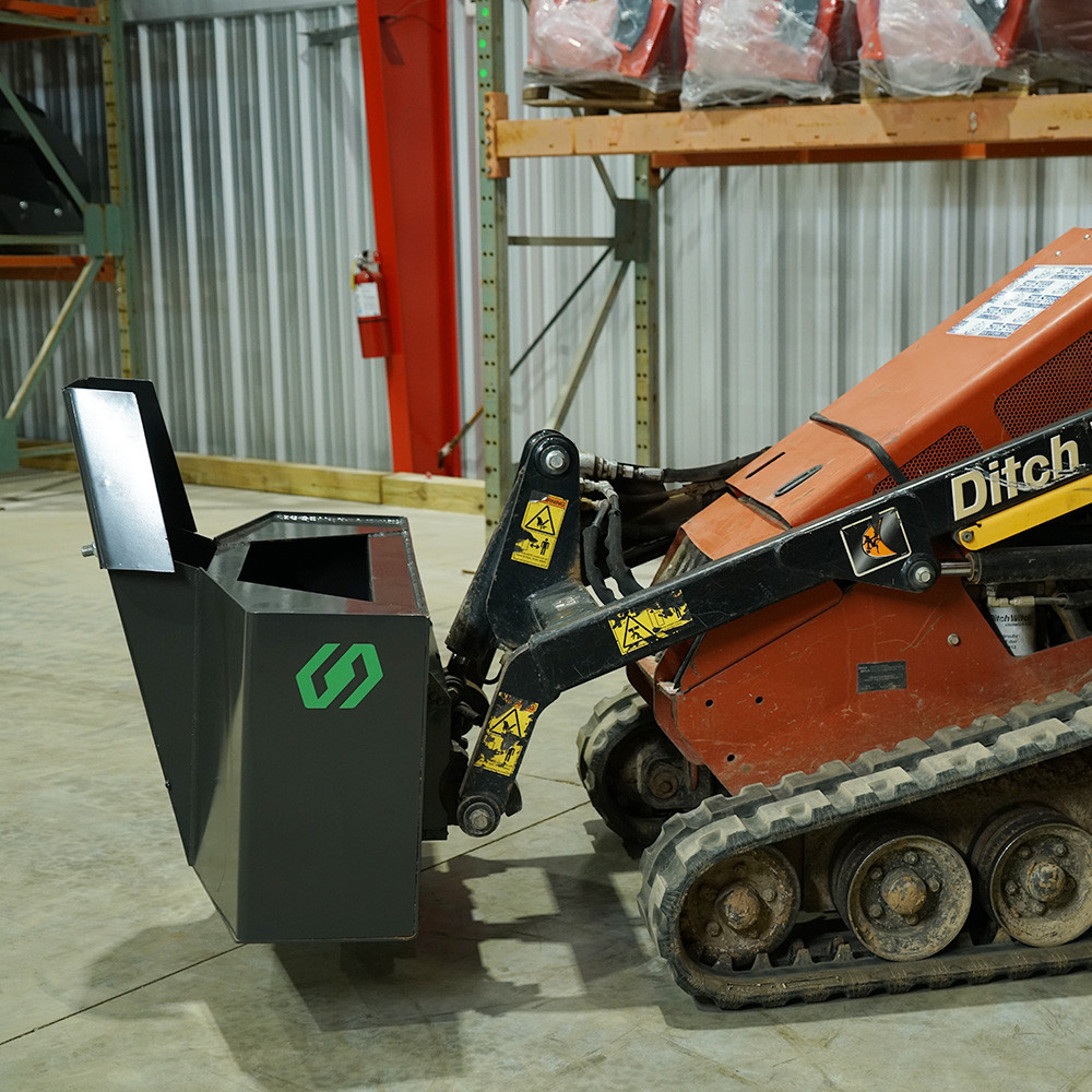 Mini Skid Steer Concrete Bucket | CID - Image 9
