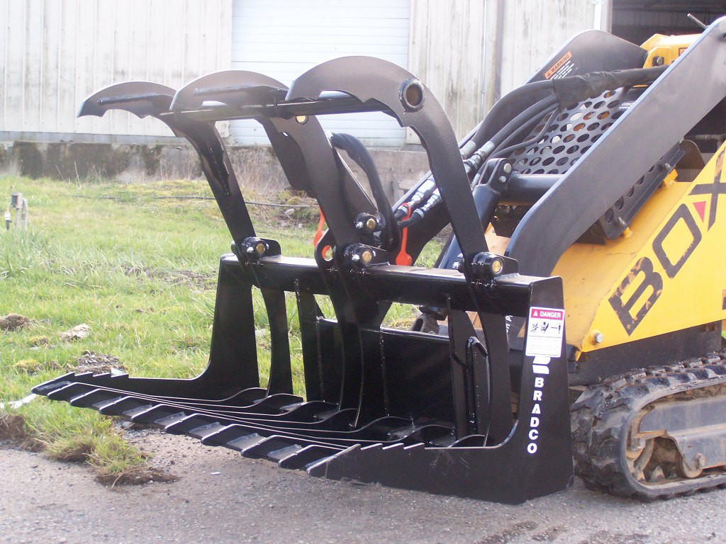 Mini Skid Steer Brush Grapple Attachment | Bradco