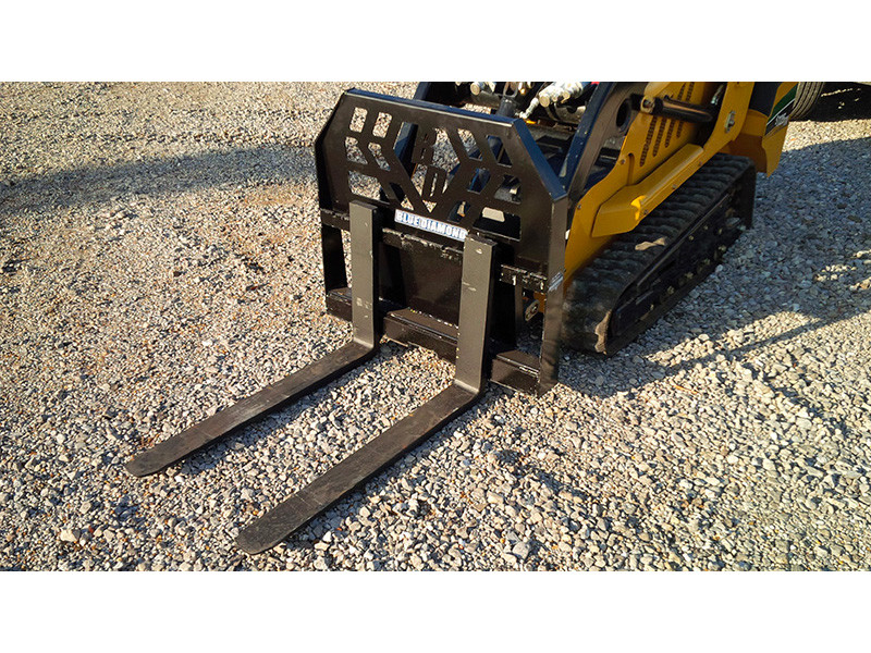 Mini Skid Steer Pallet Forks | Blue Diamond - Image 2